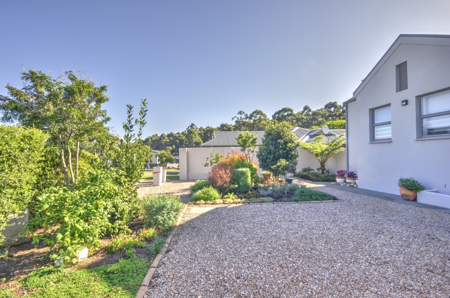 4 Bedroom Property for Sale in Earls Court Lifestyle Estate Western Cape